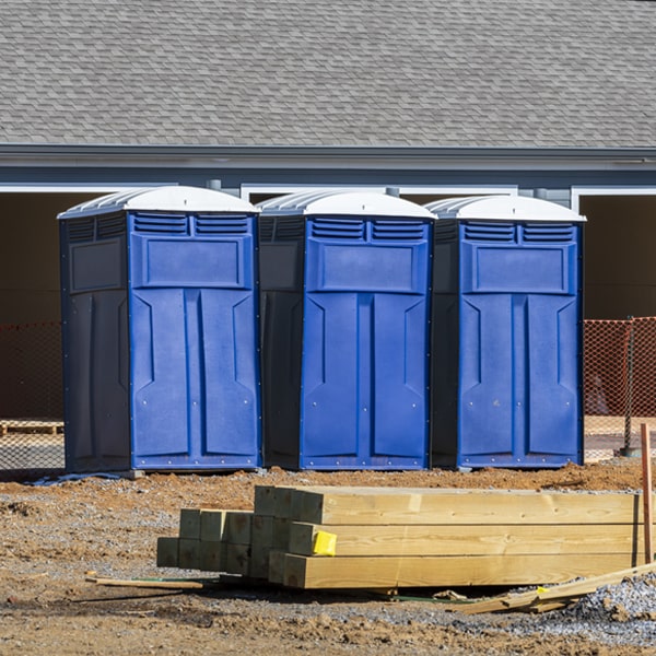 what is the maximum capacity for a single portable toilet in Dundee